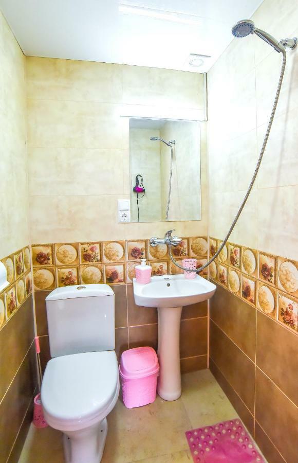 Hotel 9Th Sky Кутаїсі Екстер'єр фото